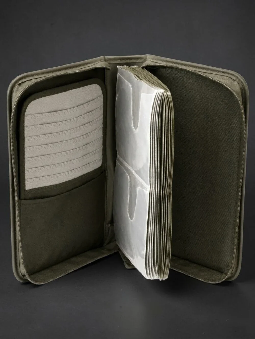 [Holds 72 Count] Nylon Black Zippered CD/DVD Storage Book Travel Transport Case.